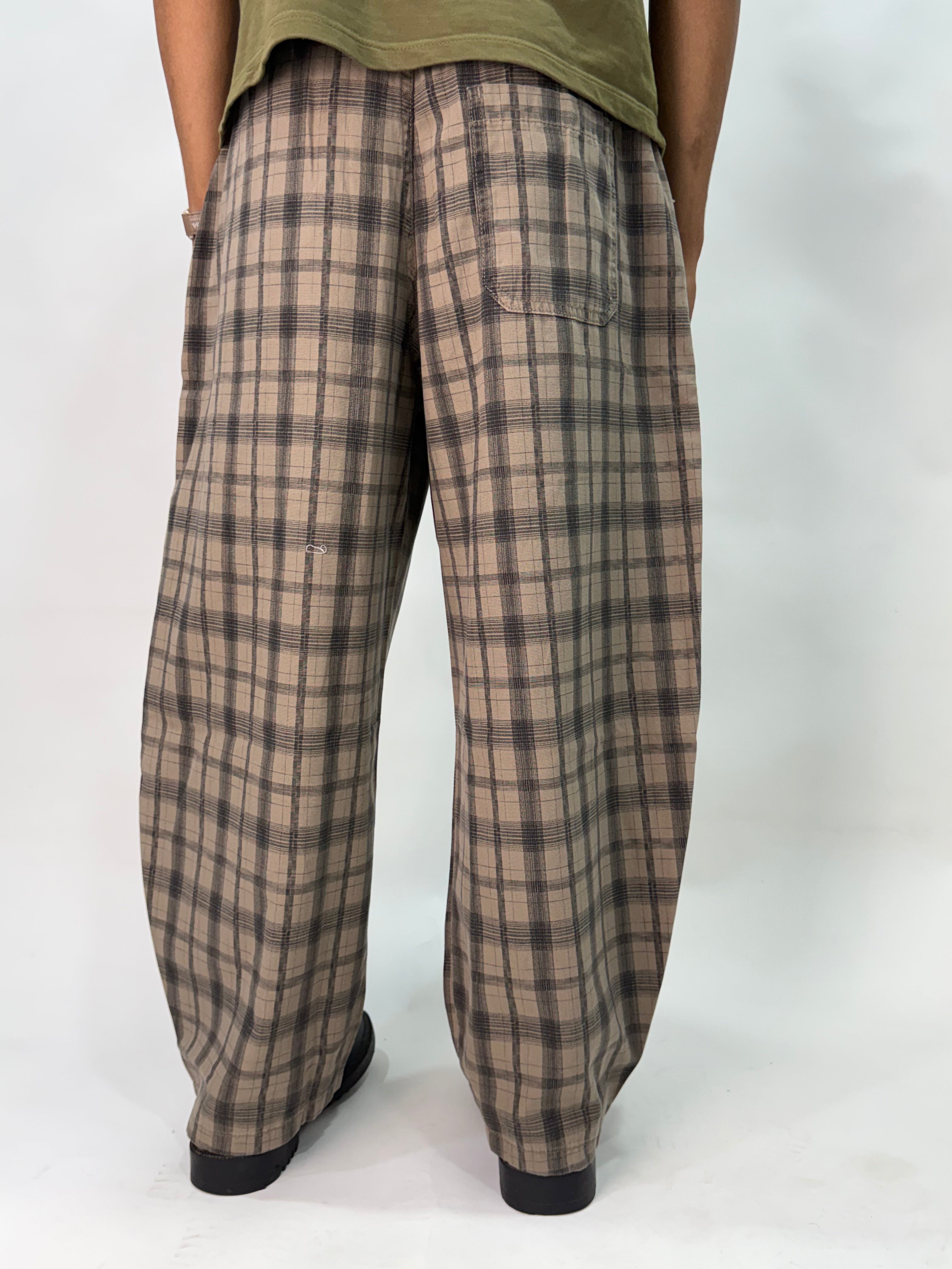 CHECKED RELAXED FIT TRACK