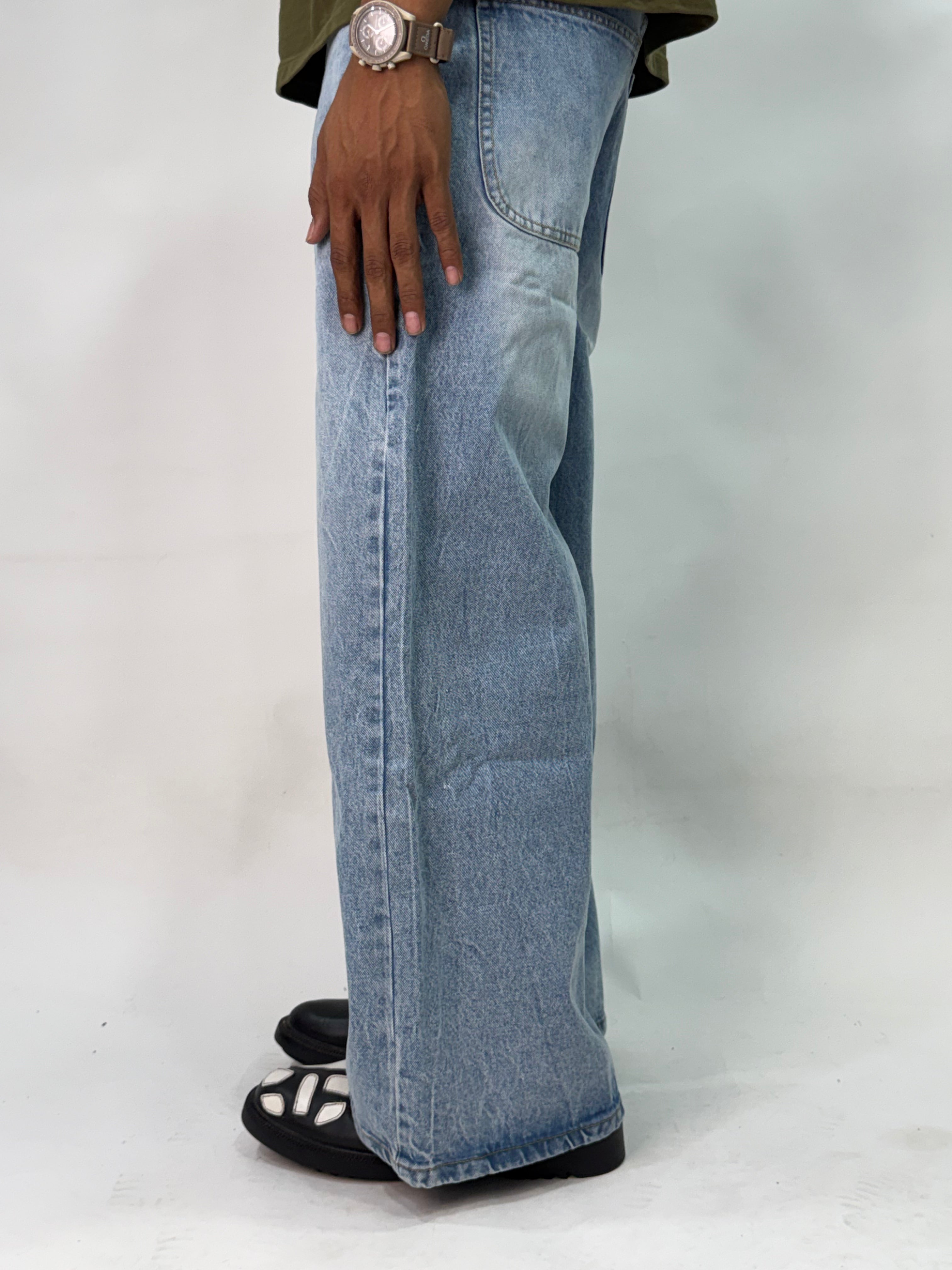 WRISKLE BAGGY FIT JEANS