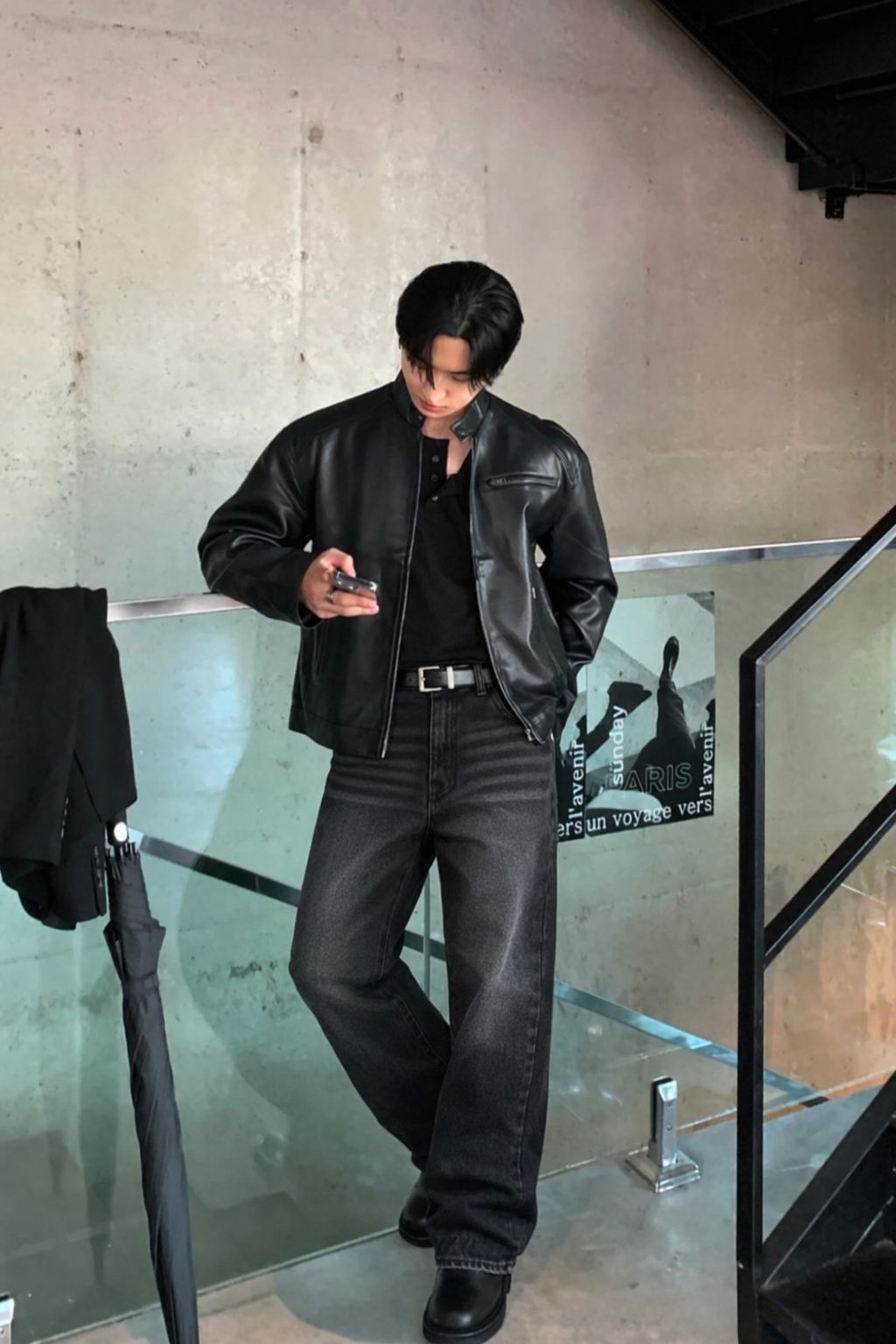 ASHBLACK BAGGY FIT JEANS